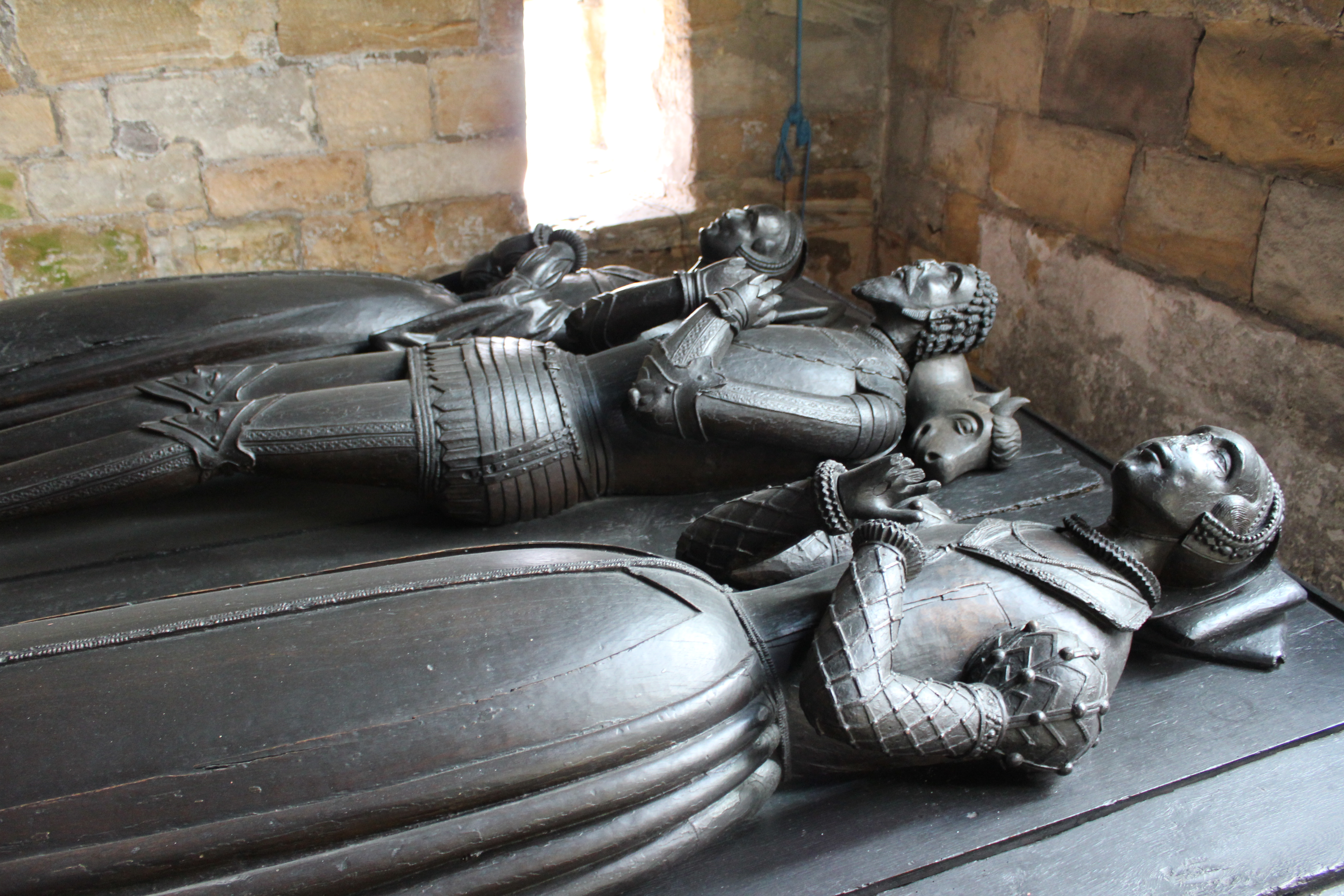 1564 - Neville Oak Tomb