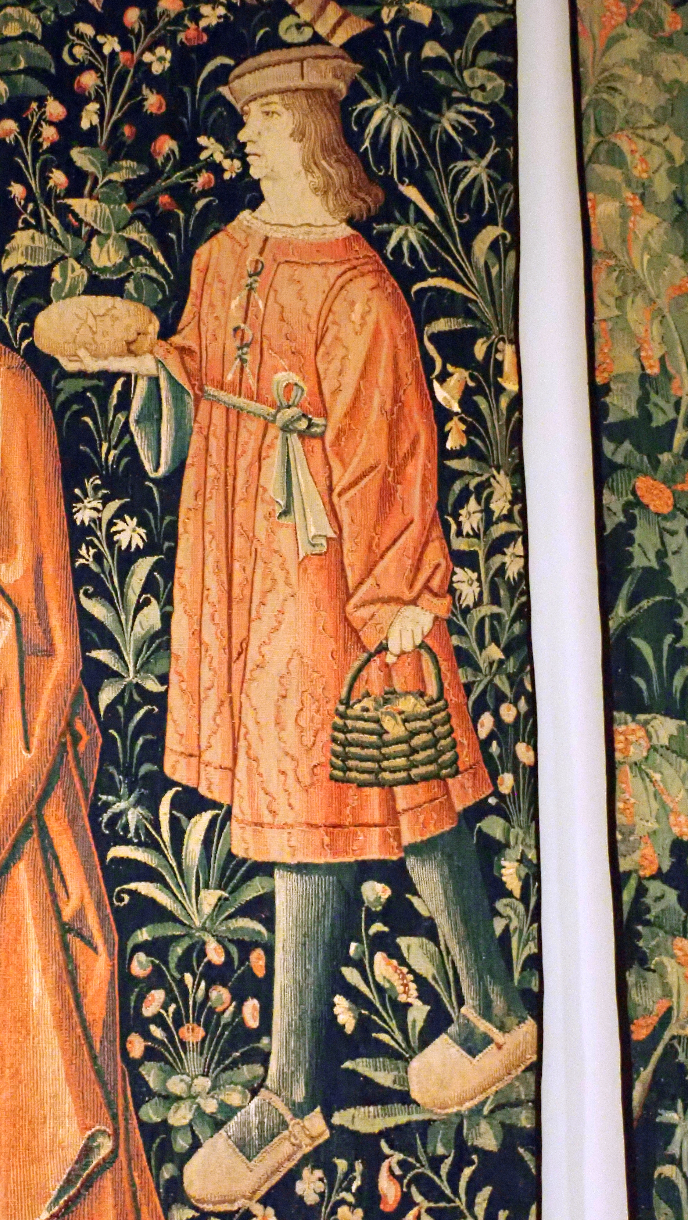 1500 (approx) - Cluny museum - Tapestry from the Seigneurial life series - The Bath